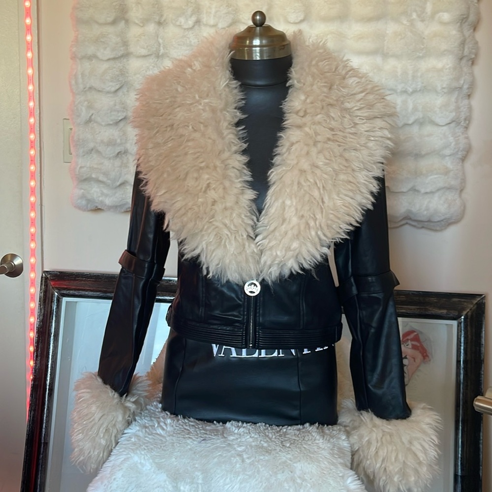 Dollskill faux leather and faux fur jacket NWT thin black Covet motor jacket